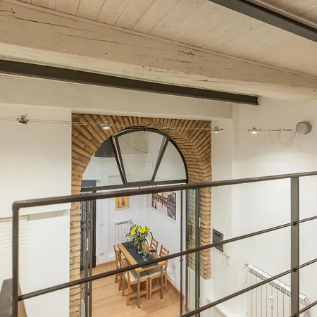 דירה Iflat Cozy & Serene Loft Two Steps From Vatican רומא