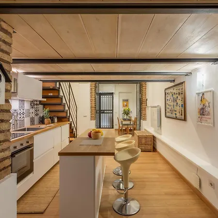 Iflat Cozy & Serene Loft Two Steps From Vatican * רומא